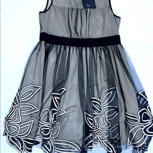 Ryu dress size large.